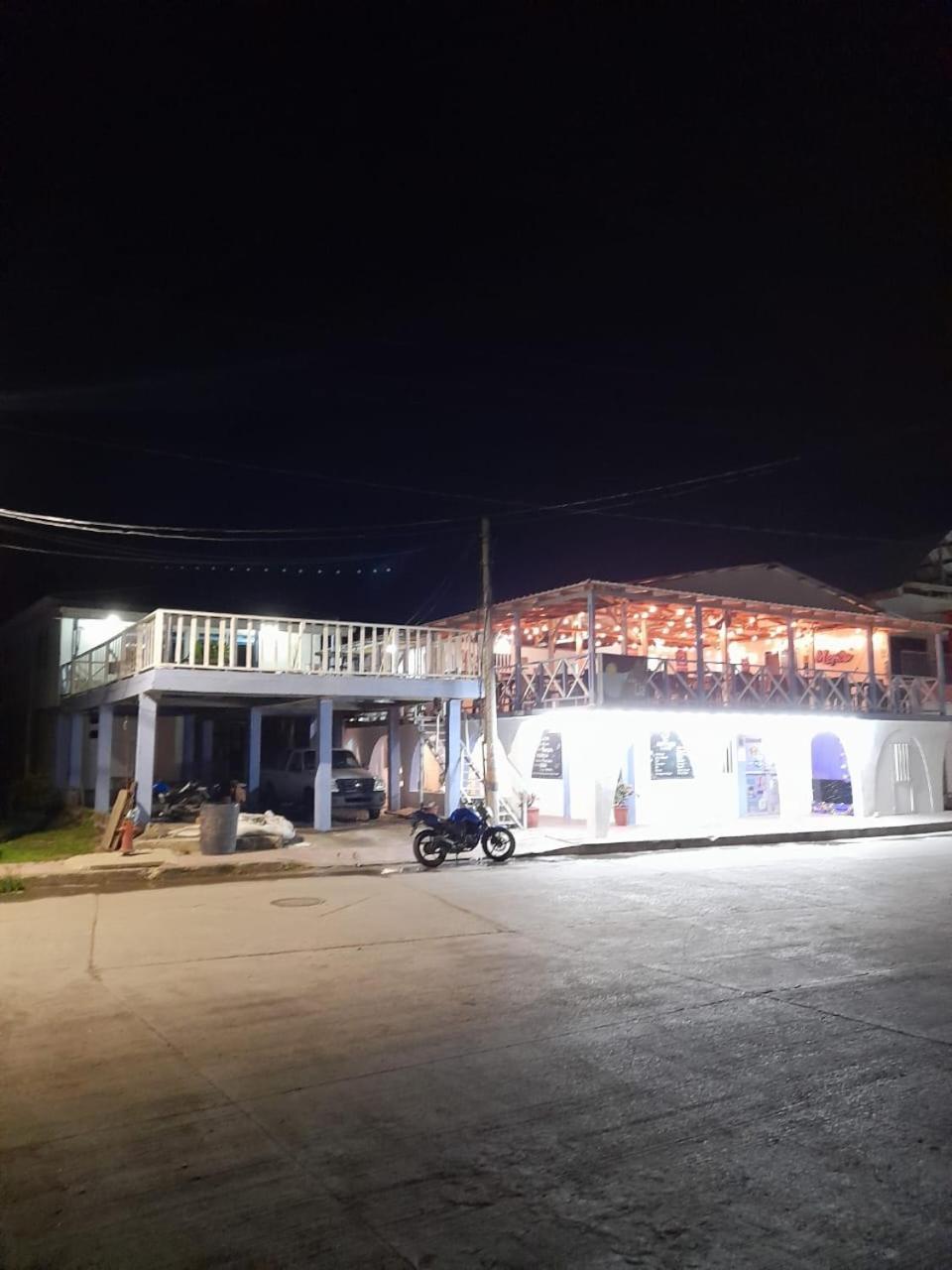 Posada Lia Centro Providencia  Bagian luar foto